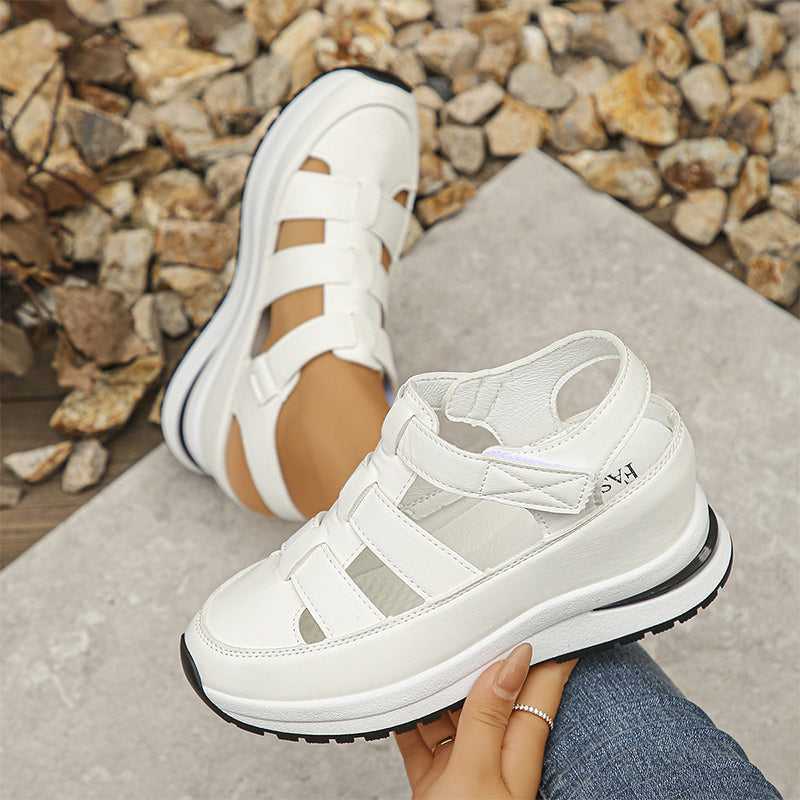 Nahal Closed Toe Sandal Sneakers