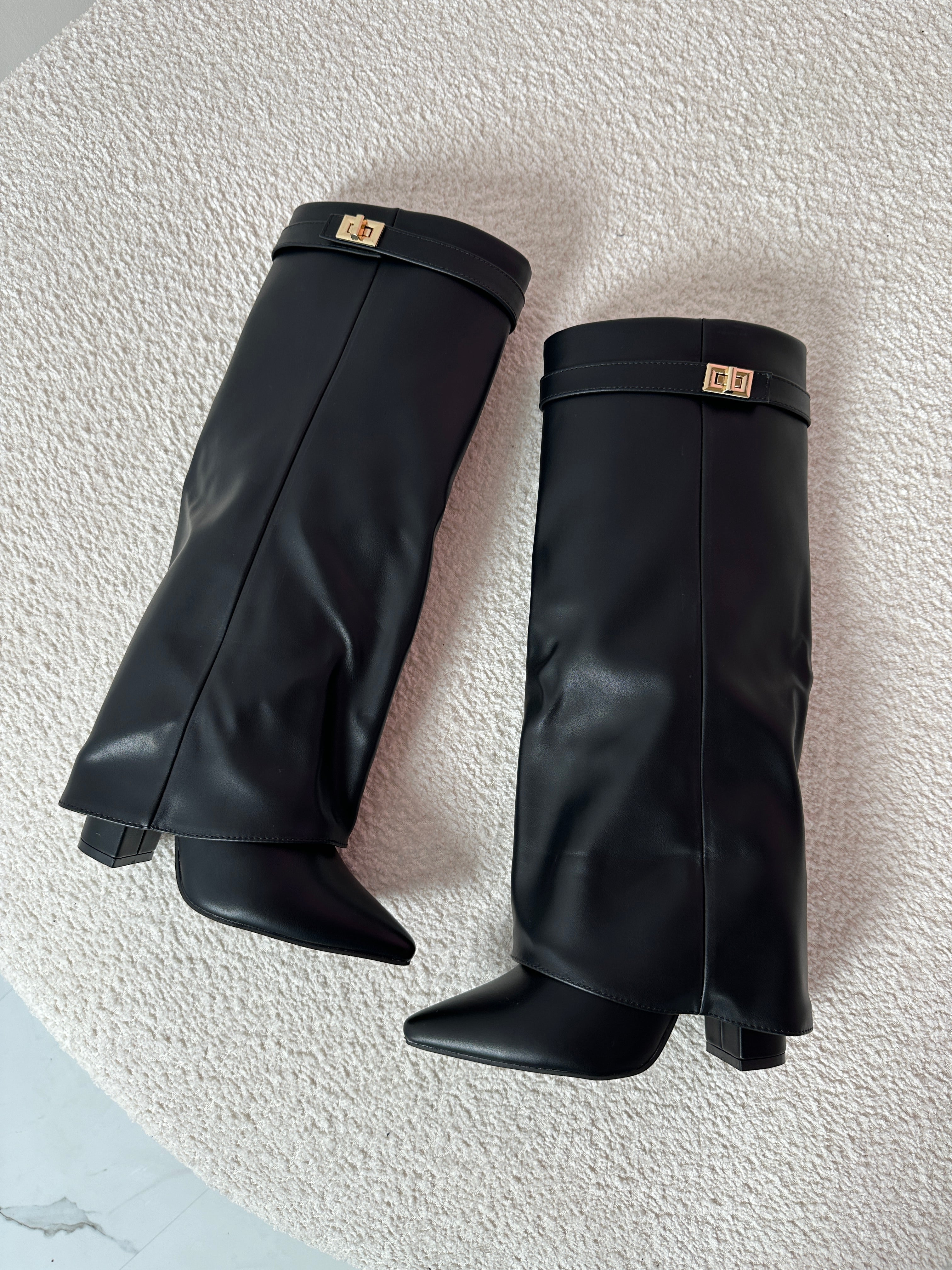SERENA -  Shark Leather Boots