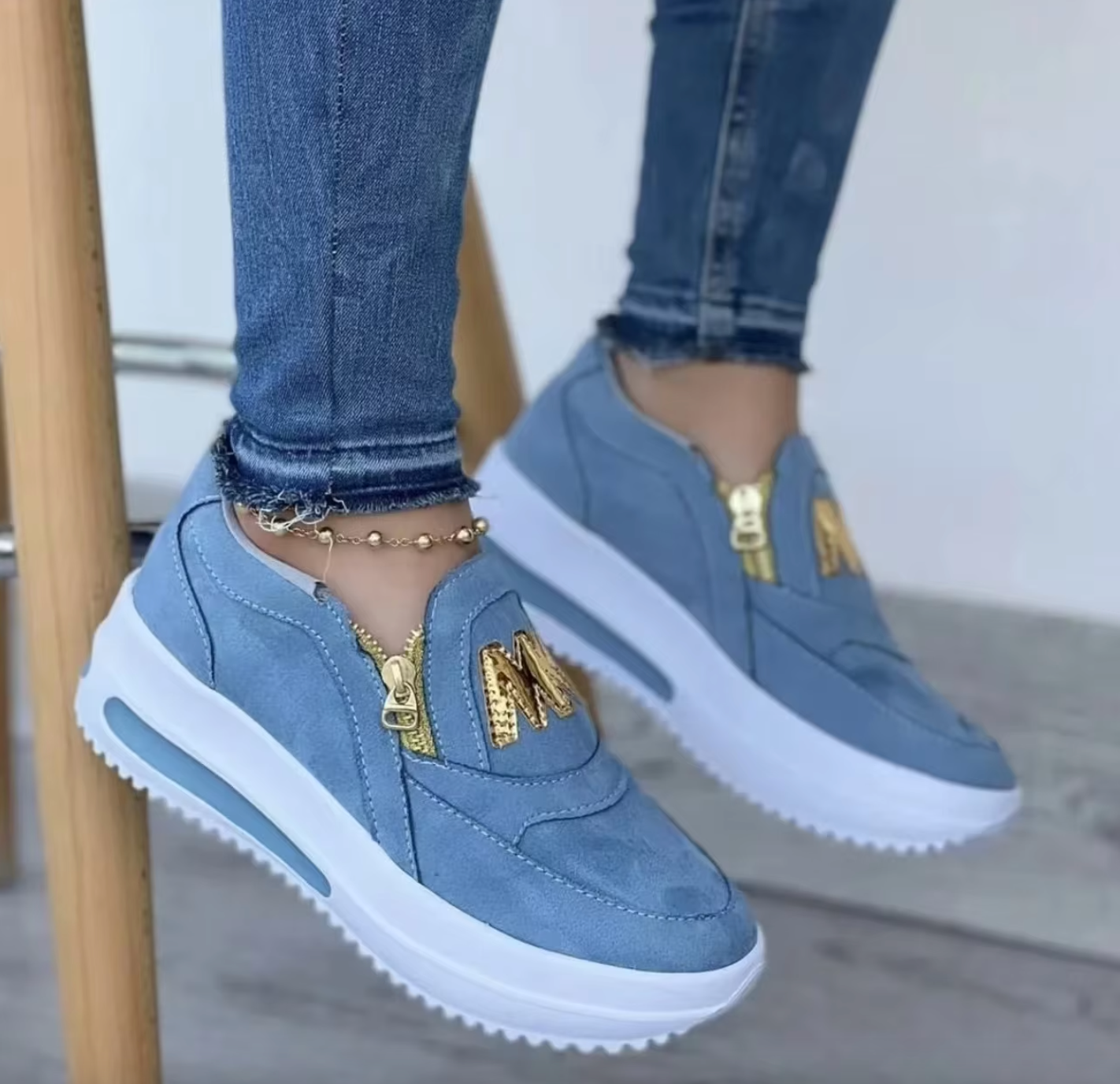 ZipStep Sneakers - For Elegant and Pain-Free Steps